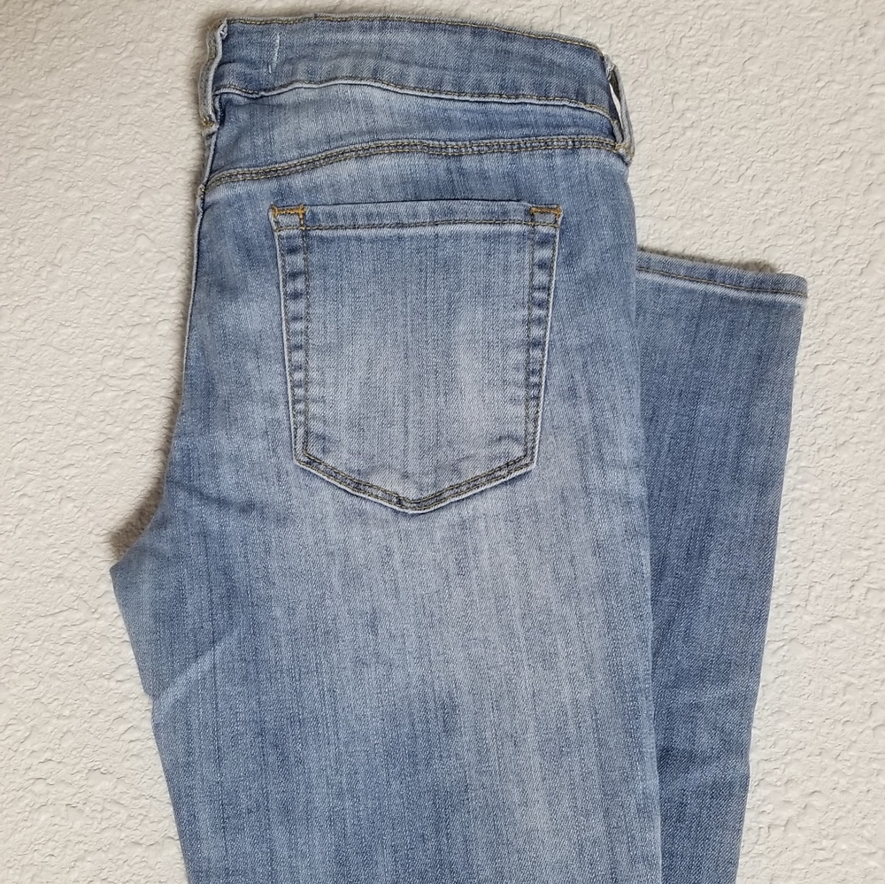 Pacsun Bullhead Low Rise Skinniest Light Wash Jeans Size 26